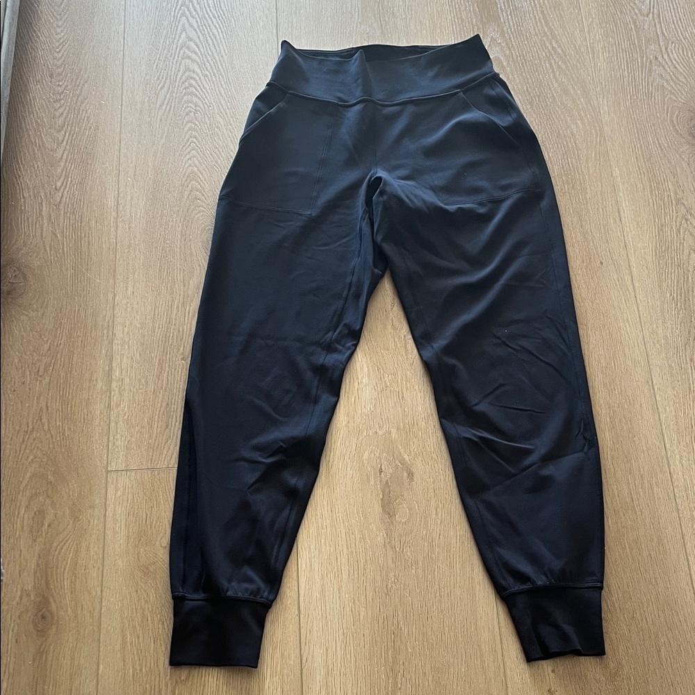 Lululemon Athletica Black Leggings with pockets